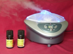 ultrasonic aromatherapy diffuser and two synergy blends